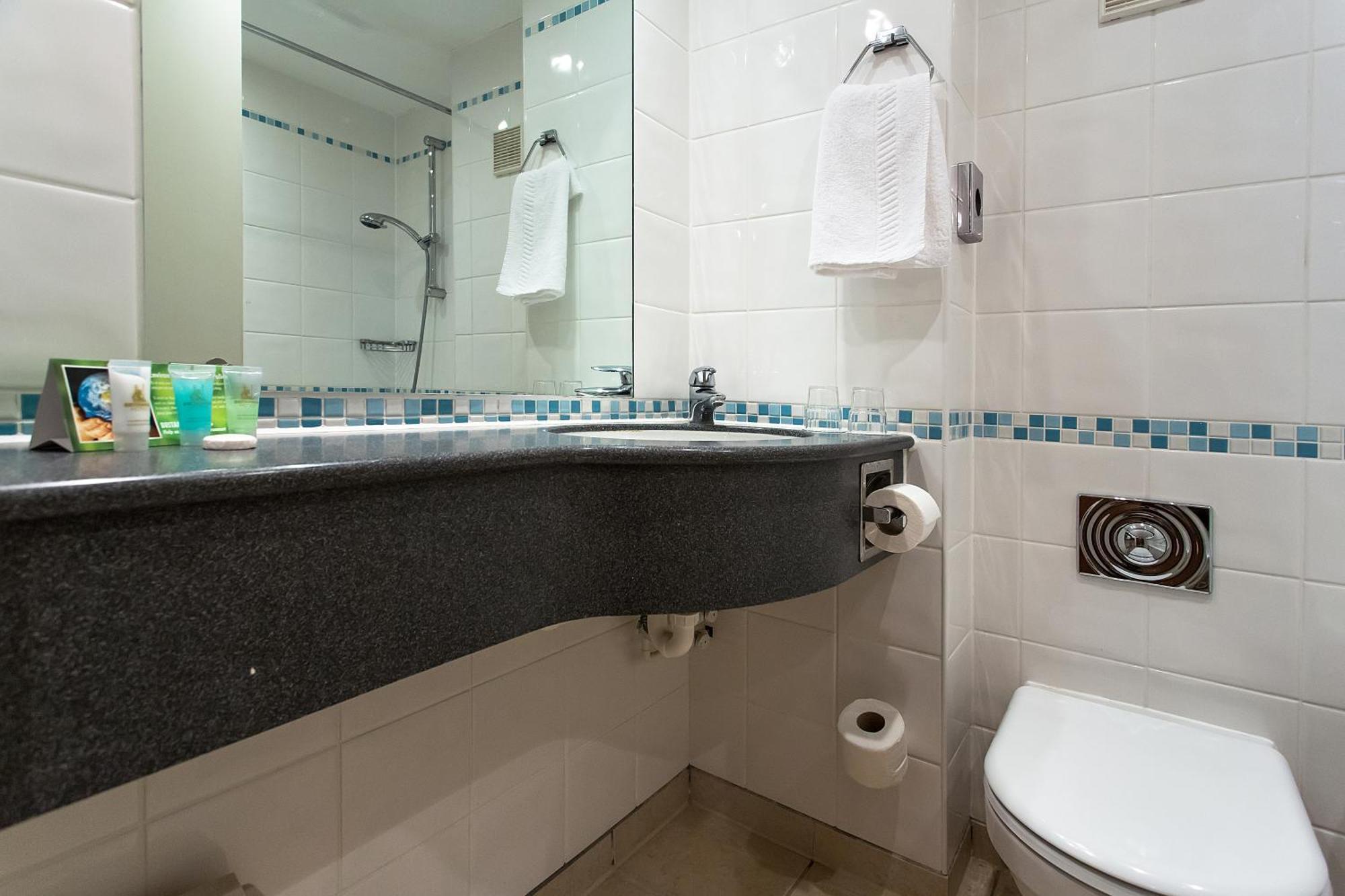 Hotel Britannia Leeds Bradford Airport